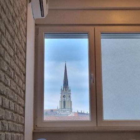 Grove II Apartment = Strict City Centre Novi Sad Dış mekan fotoğraf